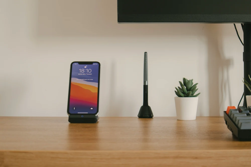 Best Wireless Chargers for a Clutter-Free Space